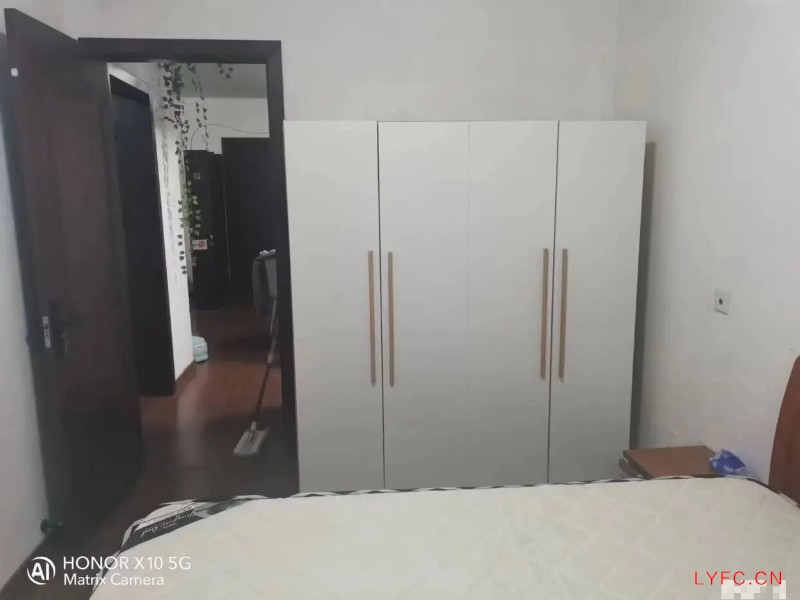 出租甘露茗苑一区11/27楼114平2700元月精致装设施全322型一手微信同