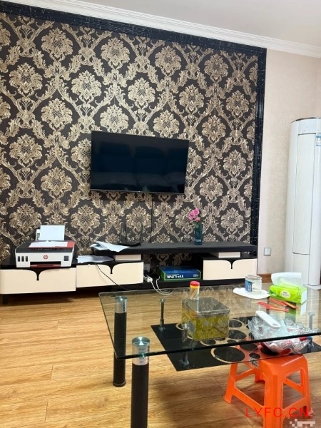 出租茗仕嘉苑4/17楼89平2300元月精致装设施全221型一手微信同号189